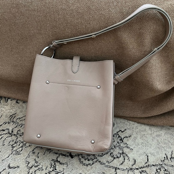 Small Megan Feed Bag - Picture 3 of 7